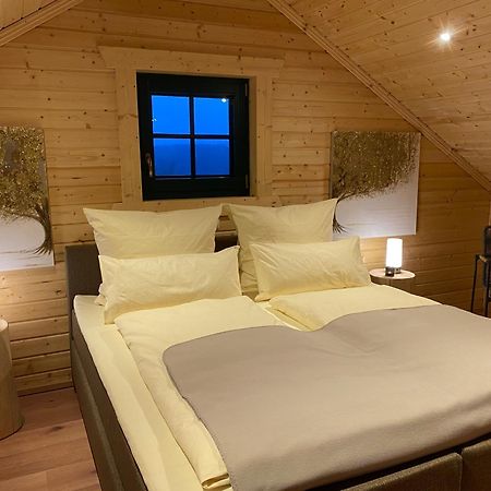 Holzhaus Onkel Fritz Mit Sauna Und Whirlwanne Esch  Exterior foto