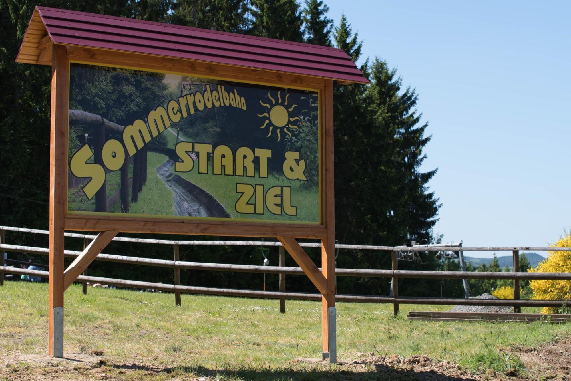 Holzhaus Onkel Fritz Mit Sauna Und Whirlwanne Esch  Exterior foto